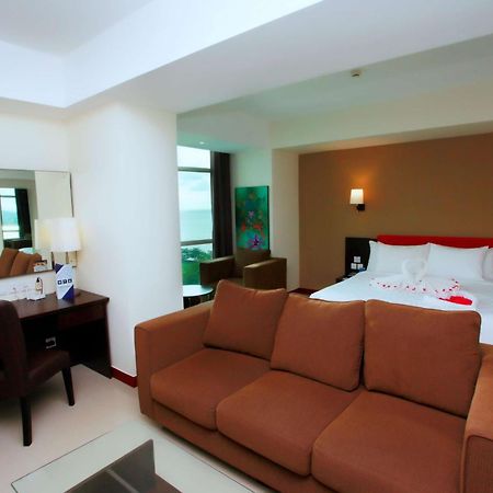 Best Western The Lagoon Hotel Manado Exterior photo